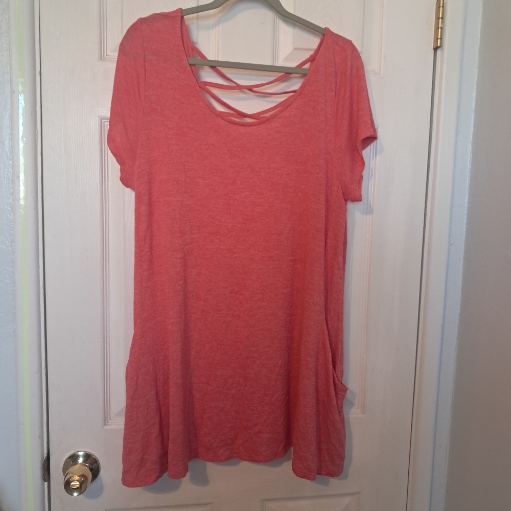 💰Maurices Coral Tunic with Crisscross Back